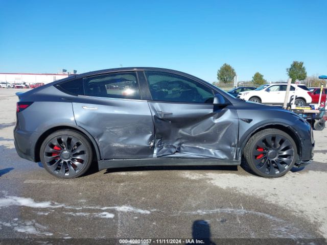 7SAYGDEF9NF551722 Tesla Model Y Performance Dual Motor All-wheel Drive