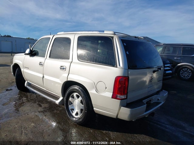 2004 CADILLAC ESCALADE 1GYEC63TX4R221204 Photo 2