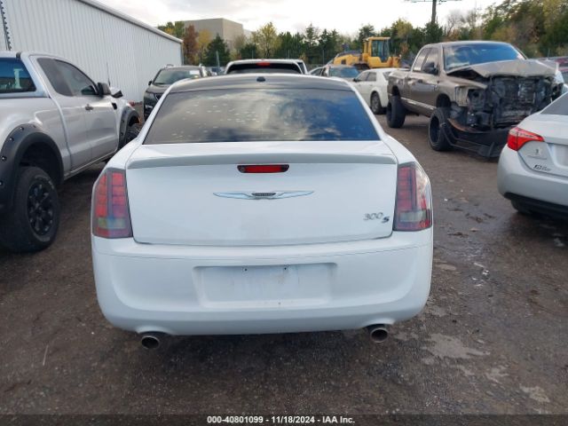 2C3CCABG8EH340444 Chrysler 300 300s