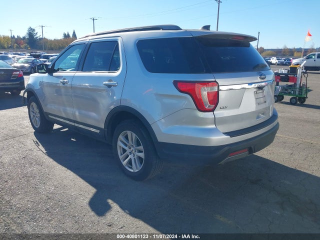 Ford EXPLORER XLT 2019 1FM5K8D89KGA72626 Image 3