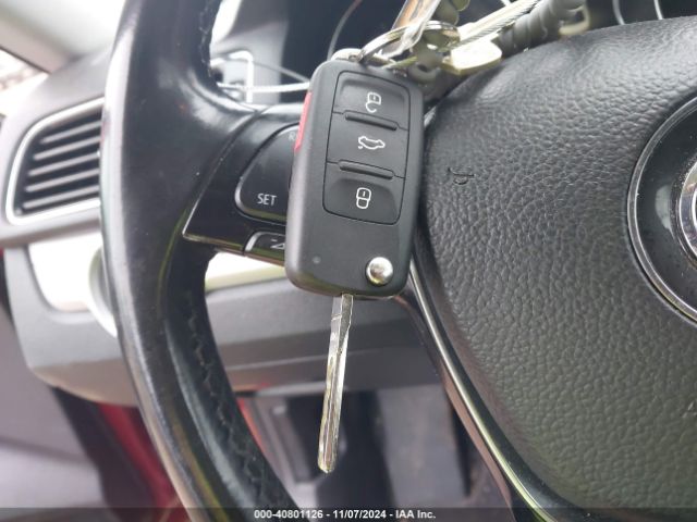 1VWLA7A36KC003544 Volkswagen Passat 2.0t Wolfsburg Edition