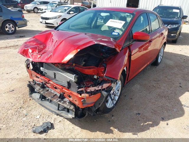 Ford FOCUS SE 2018 1FADP3FEXJL321843 Image 18