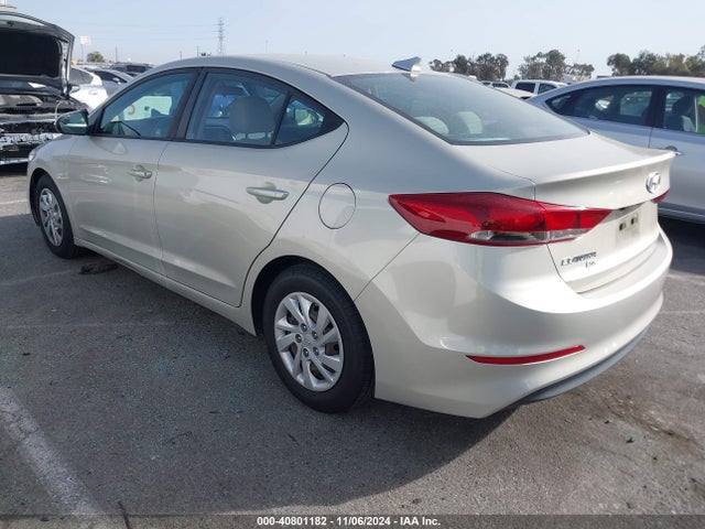 Hyundai ELANTRA SE 2017 5NPD74LF4HH139907 Image 3