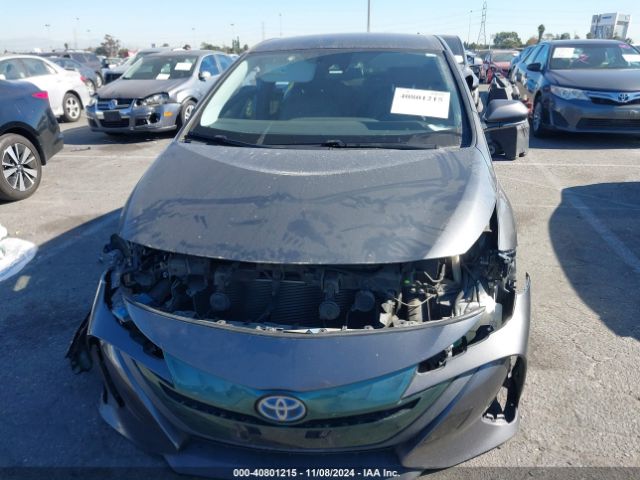JTDKARFP7J3095087 Toyota Prius Prime Premium