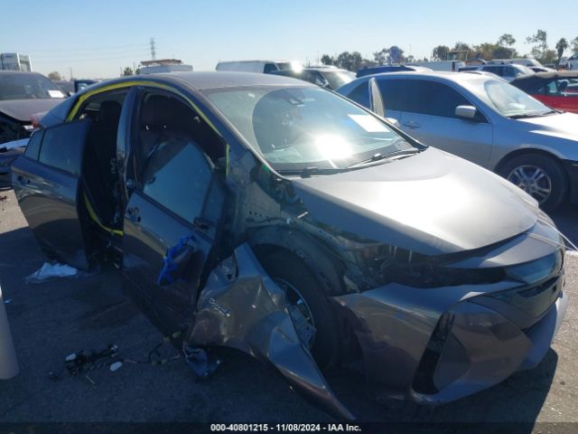 JTDKARFP7J3095087 Toyota Prius Prime Premium