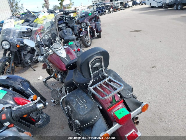 2014 HARLEY-DAVIDSON FLSTC 1HD1BWV17EB034241 Photo 2