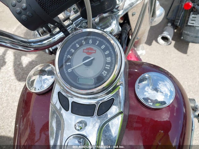 2014 HARLEY-DAVIDSON FLSTC 1HD1BWV17EB034241 Photo 6