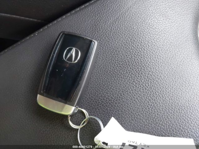 19UDE2F39NA004017 Acura Ilx Standard