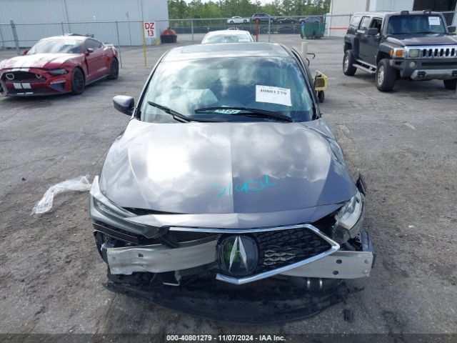 19UDE2F39NA004017 Acura Ilx Standard