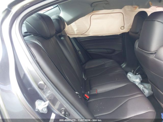 19UDE2F39NA004017 Acura Ilx Standard