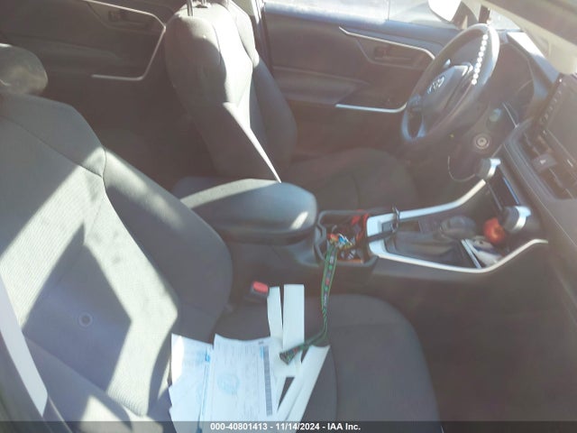 Toyota RAV4 LE 2021 2T3H1RFV0MW131339 Image 5