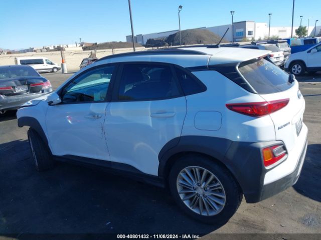 KM8K22AA9LU447814 Hyundai Kona Sel