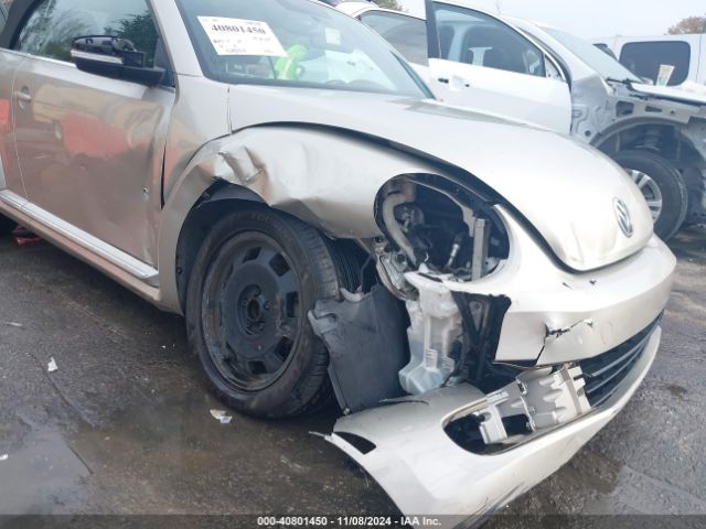 3VW517AT3EM811782 Volkswagen Beetle 1.8t