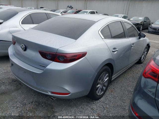 JM1BPABL2L1165242 Mazda MAZDA3