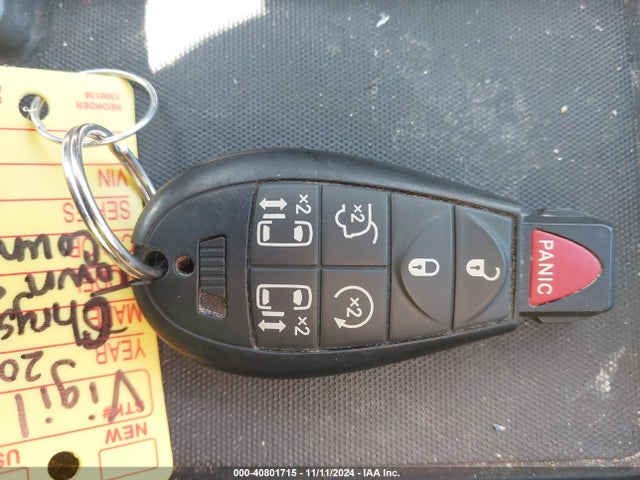 2C4RC1CGXFR698998 Chrysler Town & Country Touring-l