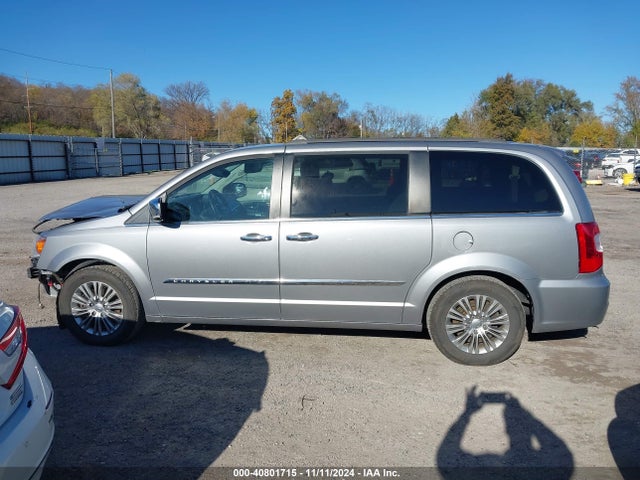 2C4RC1CGXFR698998 Chrysler Town & Country Touring-l