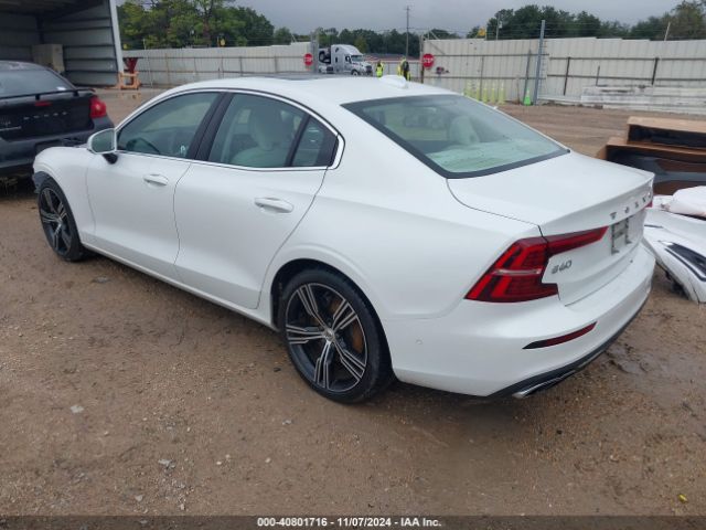 7JRA22TL1KG009463 Volvo S60 T6 Inscription