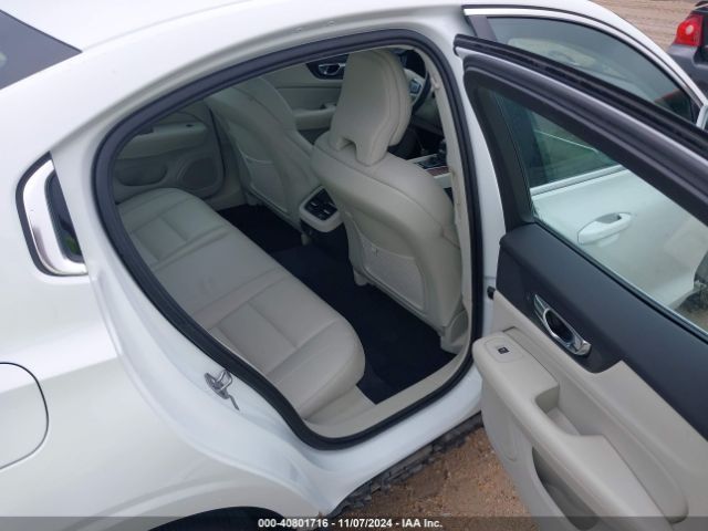 7JRA22TL1KG009463 Volvo S60 T6 Inscription