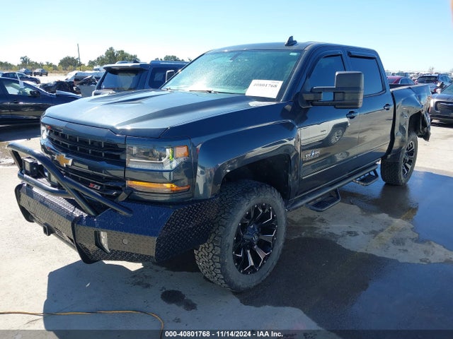 Chevrolet Silverado 1500 2lt 2018 3GCUKRECXJG474036 Image 2
