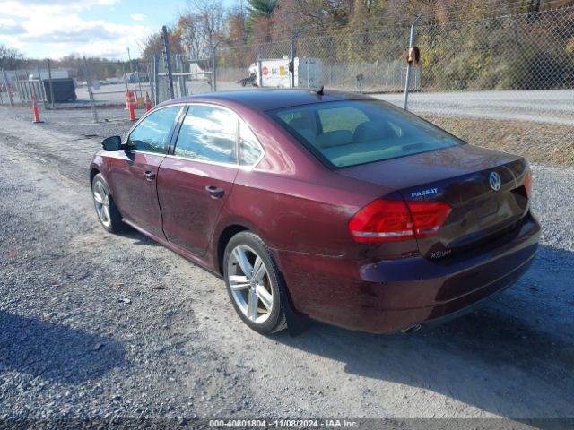 1VWBN7A33EC093756 Volkswagen Passat 2.0l Tdi Se