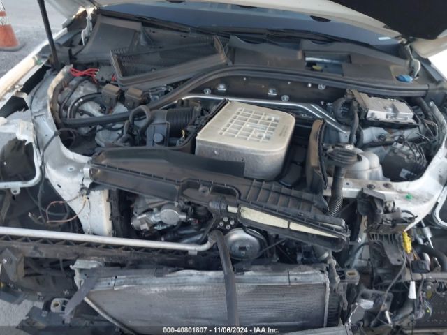 WA1LAAF72JD048091 Audi Q7 3.0t Premium