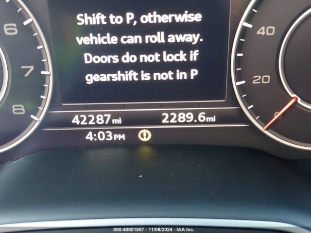 WA1LAAF72JD048091 Audi Q7 3.0t Premium