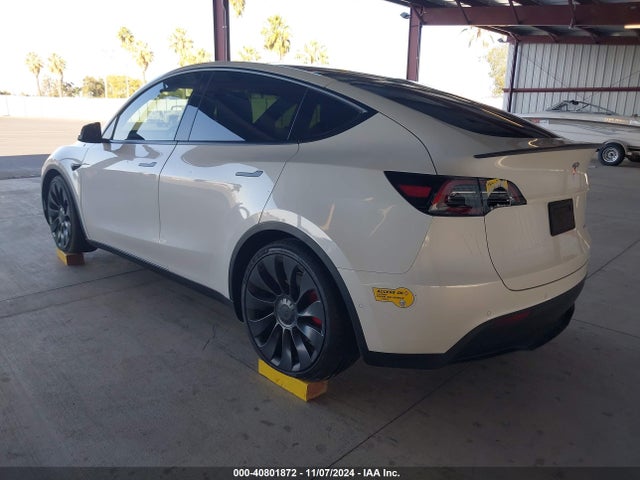 2022 TESLA MODEL Y 7SAYGDEF5NF410193 Photo 2