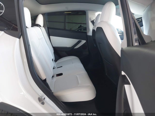2022 TESLA MODEL Y 7SAYGDEF5NF410193 Photo 7