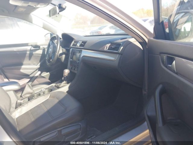 1VWAT7A37FC114904 Volkswagen Passat 1.8t Limited Edition