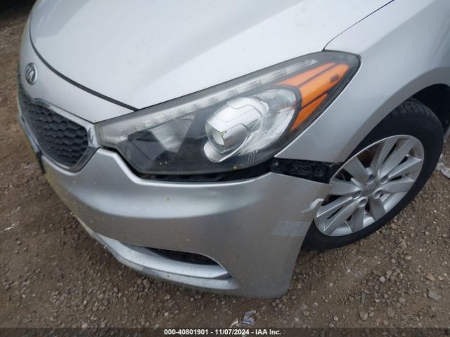 KNAFX5A8XE5231826 KIA FORTE EX