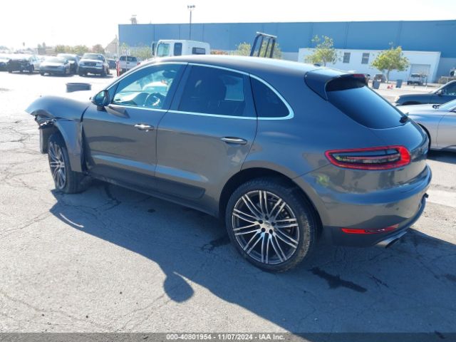 2015 PORSCHE MACAN WP1AB2A5XFLB52264 Photo 2