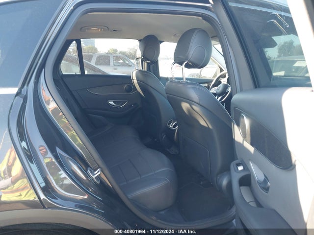 W1N0G8DB8NV382674 Mercedes-Benz Glc 300 Suv