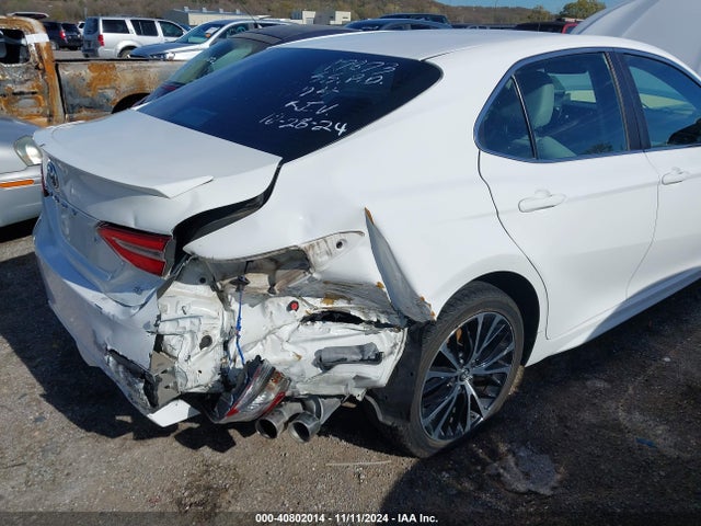 4T1B11HKXJU112358 Toyota CAMRY SE