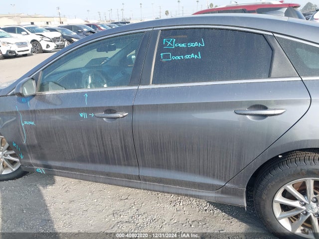 Hyundai SONATA SE 2018 5NPE24AF9JH699790 Image 14