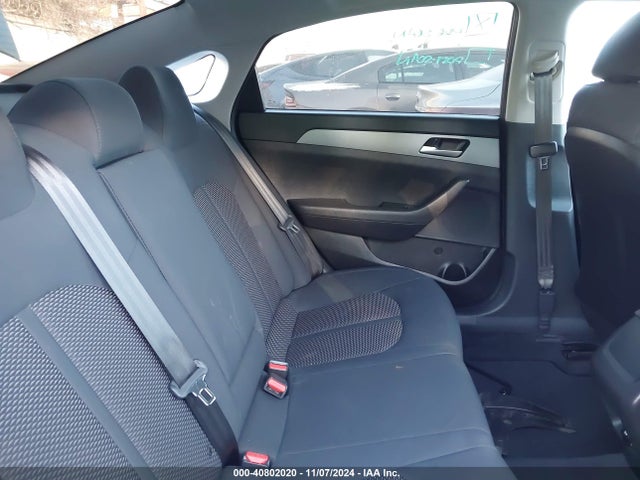 Hyundai SONATA SE 2018 5NPE24AF9JH699790 Image 8