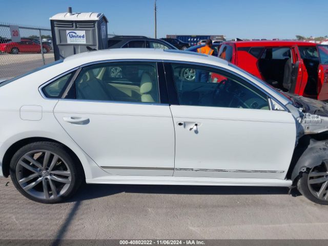 1VWMA7A39KC014638 Volkswagen Passat 2.0t Se R-line
