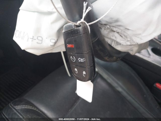 2C3CDZAG8JH258317 Dodge Challenger Sxt Plus