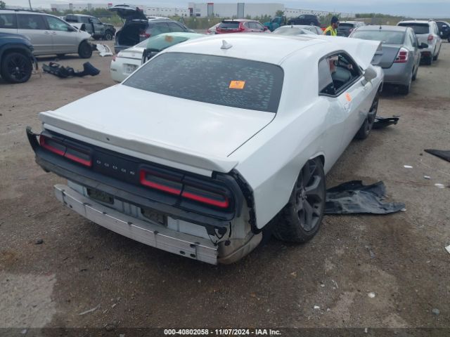 2C3CDZAG8JH258317 Dodge Challenger Sxt Plus