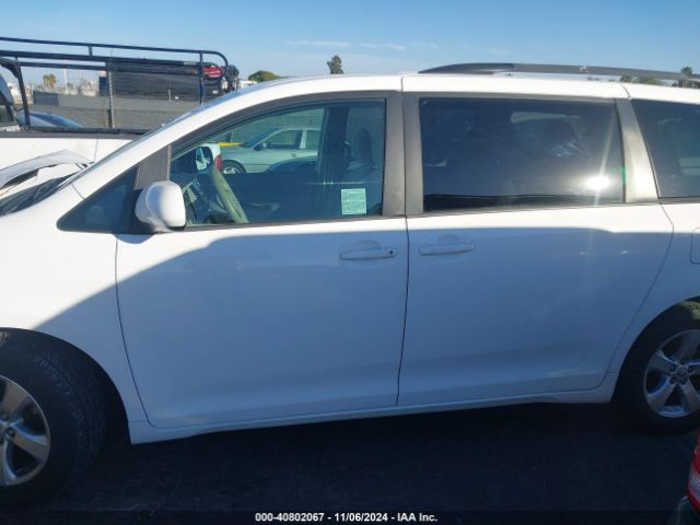 5TDKK3DC3ES407954 Toyota Sienna Le V6 8 Passenger