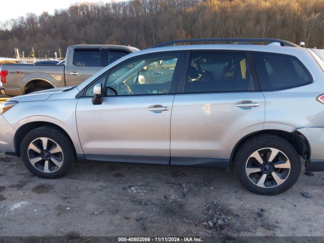 JF2SJAGC7JH477430 Subaru Forester 2.5i Premium