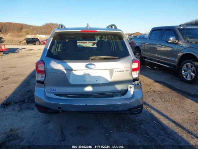 JF2SJAGC7JH477430 Subaru Forester 2.5i Premium