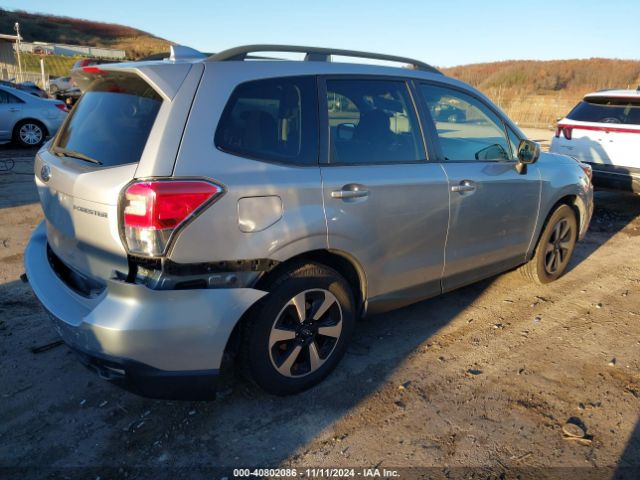 JF2SJAGC7JH477430 Subaru Forester 2.5i Premium