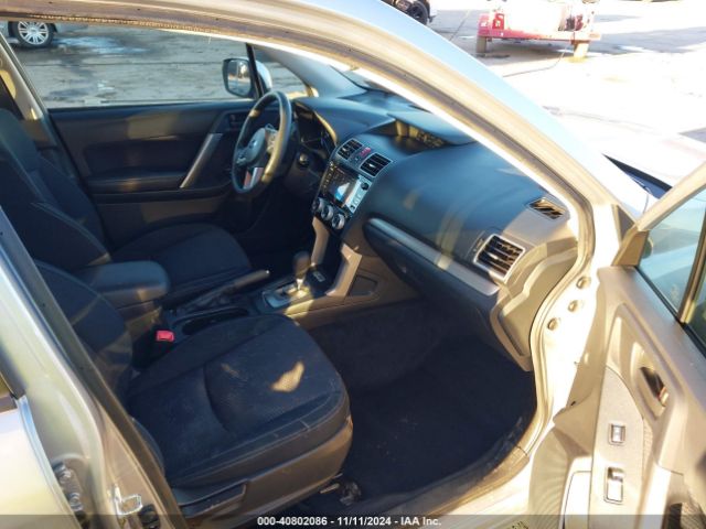 JF2SJAGC7JH477430 Subaru Forester 2.5i Premium