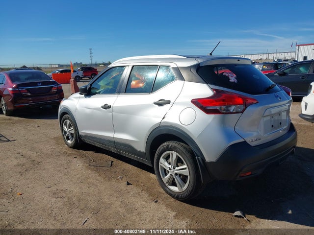 Nissan KICKS S 2018 3N1CP5CU5JL542609 Image 3