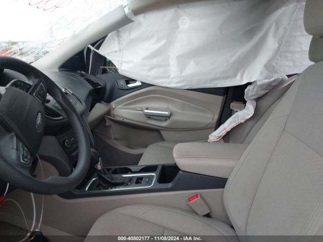 1FMCU0G98HUD44441 Ford ESCAPE SE