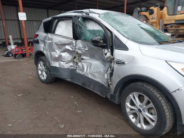 1FMCU0G98HUD44441 Ford ESCAPE SE