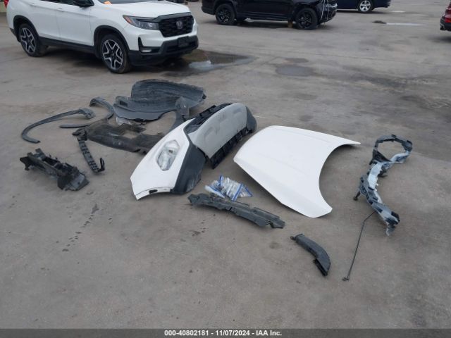 1FMCU0HD3JUB24214 Ford ESCAPE SEL