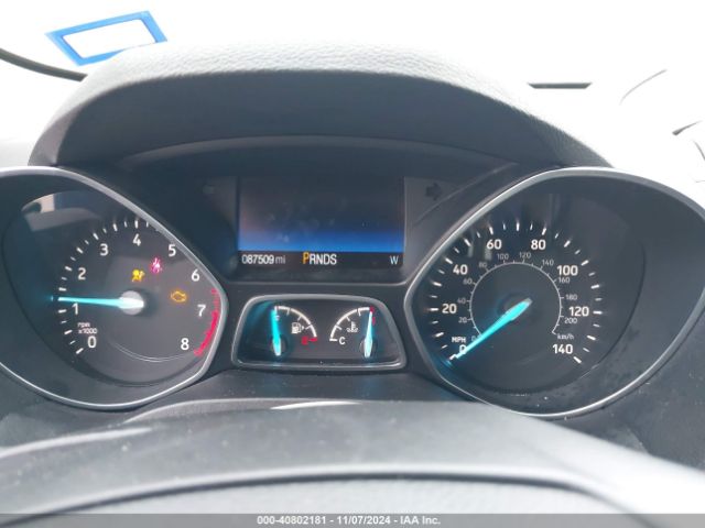 1FMCU0HD3JUB24214 Ford ESCAPE SEL