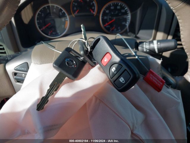 1N6BA0EC8FN514552 Nissan TITAN SV