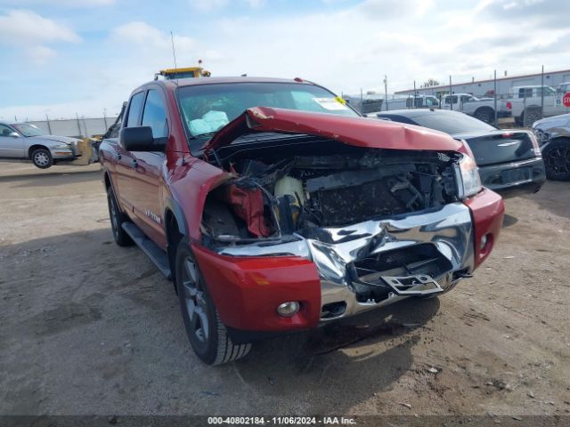 1N6BA0EC8FN514552 Nissan TITAN SV